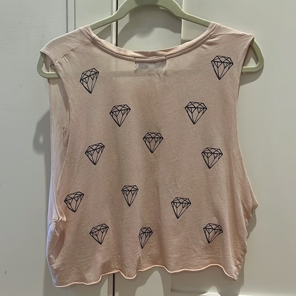 Wild fox crop top - adorable light pink with diamonds - Picture 4 of 4